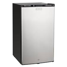 FireMagic Refrigerator with Reversible Door Hinge